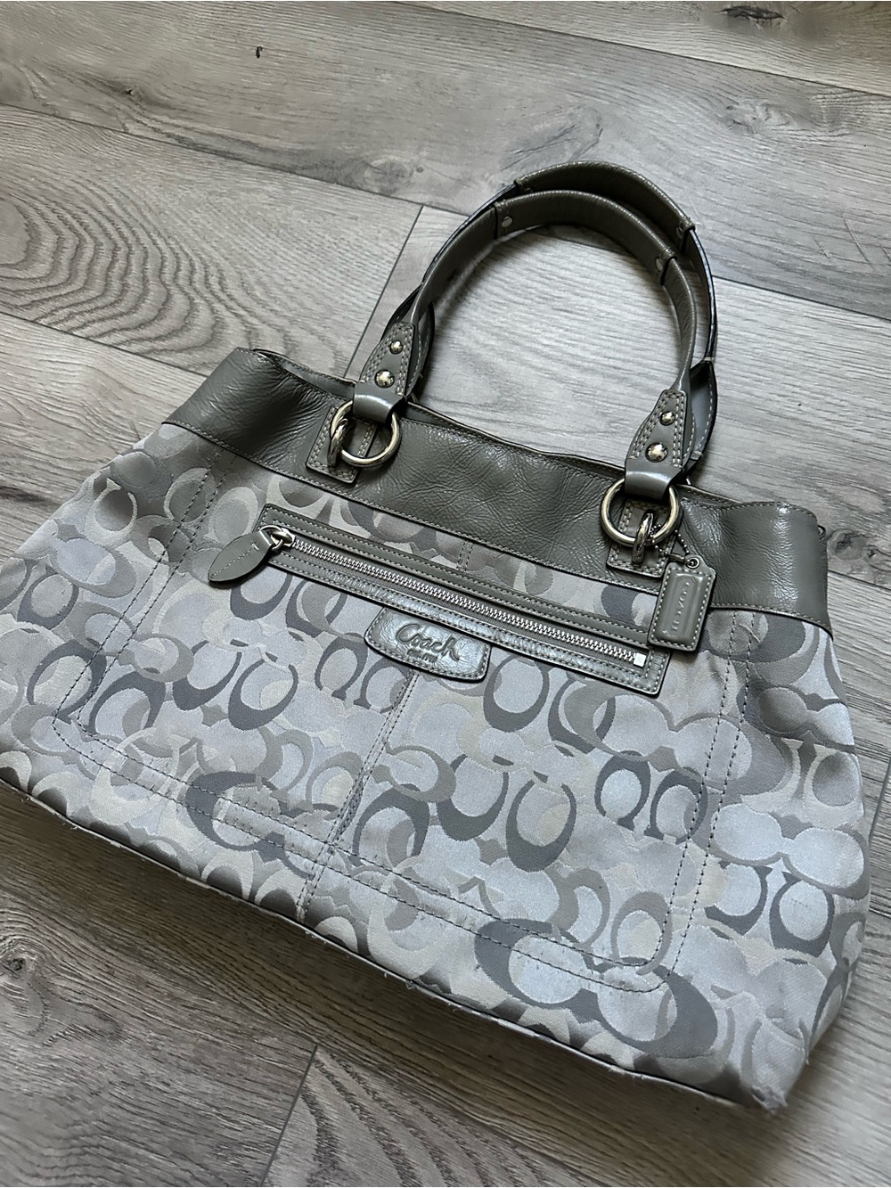Coach Purse - Picture 5 of 8
